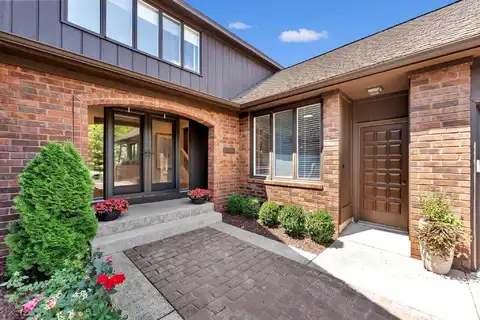 3139 Middlegate Drive SE, Grand Rapids, MI 49546