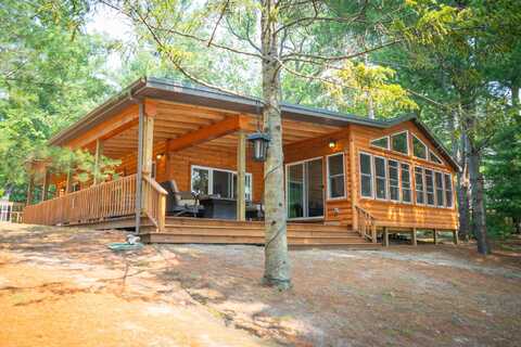 28 N Jackpine Road, Fountain, MI 49410