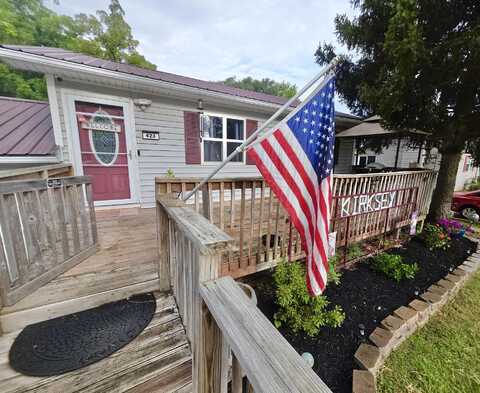 423 S Chicago Avenue, Bolivar, MO 65613