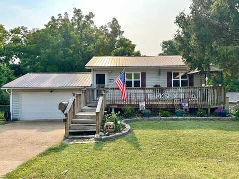 423 S Chicago Avenue, Bolivar, MO 65613