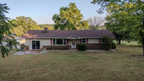 130 Church Street, Bradleyville, MO 65614