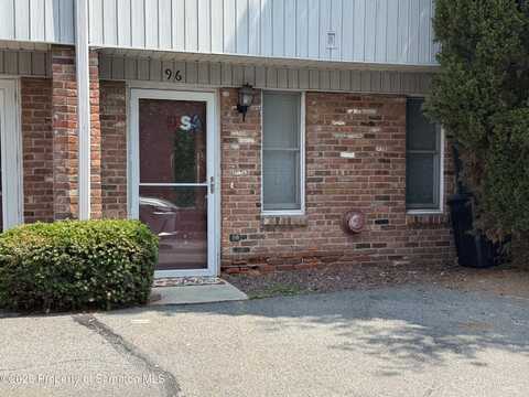 96 Abington Gardens Drive, Abington, PA 18411