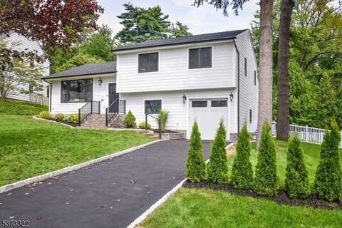 1 Harrison Ct, Summit, NJ 07901