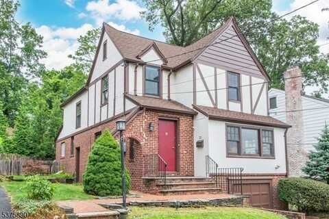 21 Burnett Ter, West Orange, NJ 07052