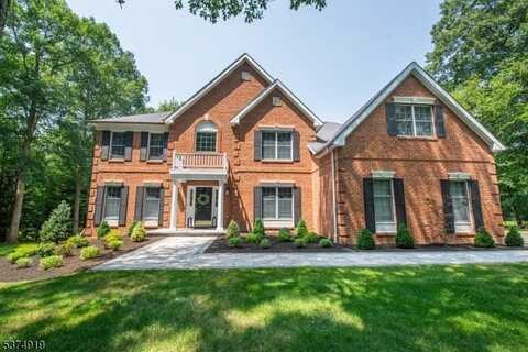36 Ascot Dr, Washington, NJ 07853