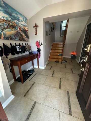 29 Redneck Ave, Little Ferry Boro, NJ 07643