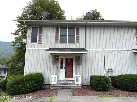 14 Abington Gardens Drive, Clarks Summit, PA 18641