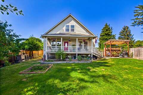 102 Larson Heights Road, Blue Lake, CA 95525