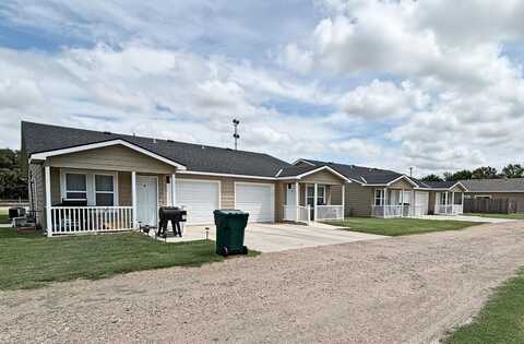 303 Prairie Ave, Kinsley, KS 67547
