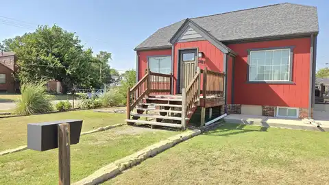505 E 1st., Russell, KS 67665