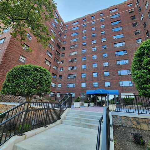 6515 BLVD EAST, West New York, NJ 07093