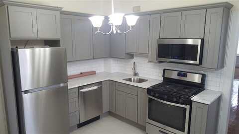106 BOWERS ST, JC, Heights, NJ 07307