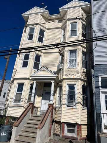 422 ST PAULS AVE, JC, Journal Square, NJ 07306