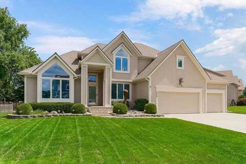 400 Emerald Drive, Lees Summit, MO 64064