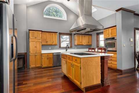 3027 MCGEE Street, Kansas City, MO 64108