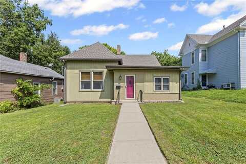 312 Vine Street, Leavenworth, KS 66048