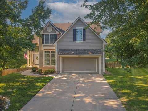 2629 SW 9th Terrace, Lees Summit, MO 64081