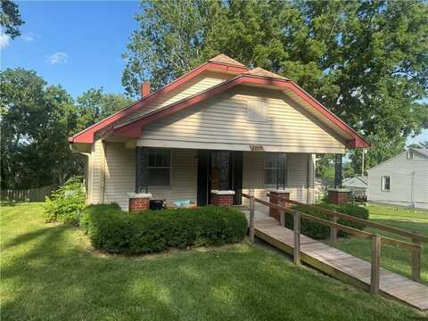 2009 S 20th Street, Kansas City, KS 66106