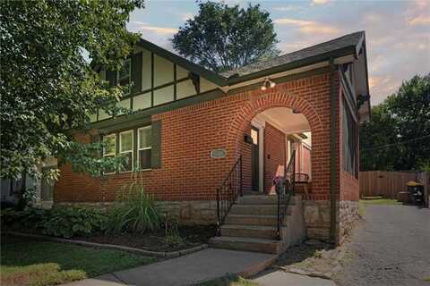 6025 Rockhill Road, Kansas City, MO 64110
