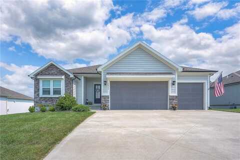 1828 SW Sage Canyon Road, Lees Summit, MO 64082