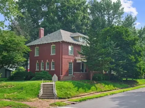 2301 Clay Street, Saint Joseph, MO 64501
