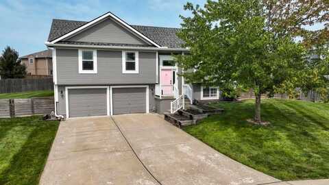 12206 E 214th Terrace, Peculiar, MO 64078