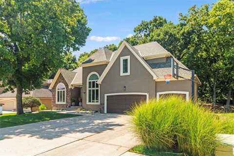 5416 NE Northgate Crossing, Lees Summit, MO 64064