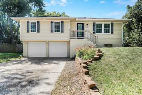 120 SE Westminister Road, Blue Springs, MO 64014