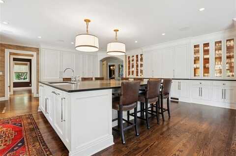 1055 W 54th Street, Kansas City, MO 64112
