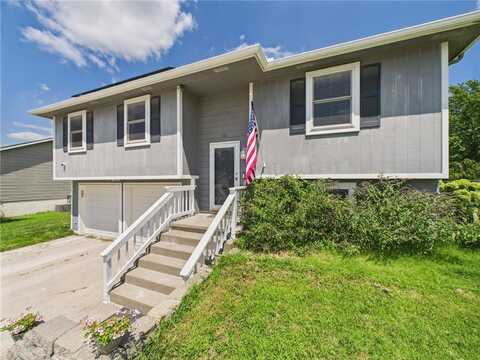 277 NW 50 Road, Centerview, MO 64019