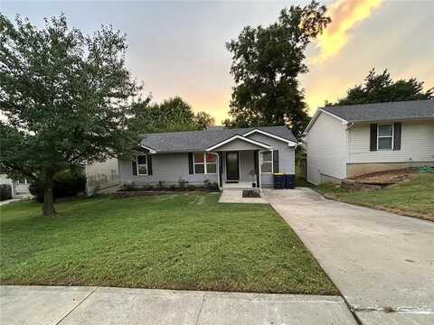 4948 N Fremont Avenue, Kansas City, MO 64119