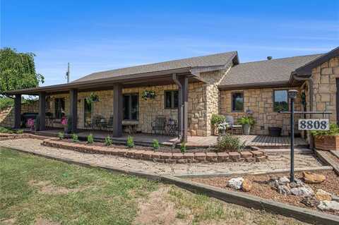 8808 D Highway, Napoleon, MO 64074