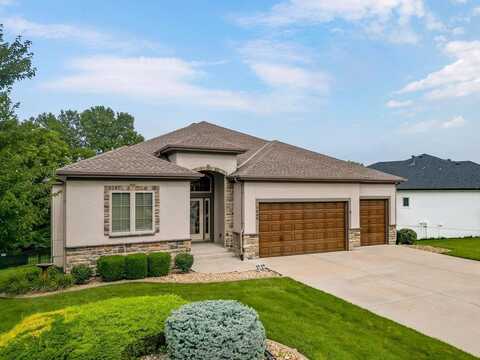 1808 NE Parks Summit Boulevard, Lees Summit, MO 64064