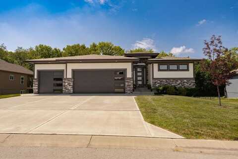 813 W Shawhan Parkway, Lone Jack, MO 64086