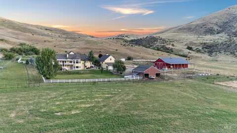 26 Maria Dr, Horseshoe Bend, ID 83629