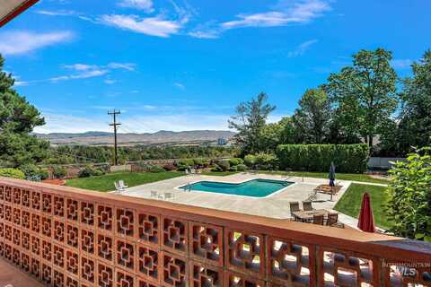 3701 W Crescent Rim Dr, Boise, ID 83706