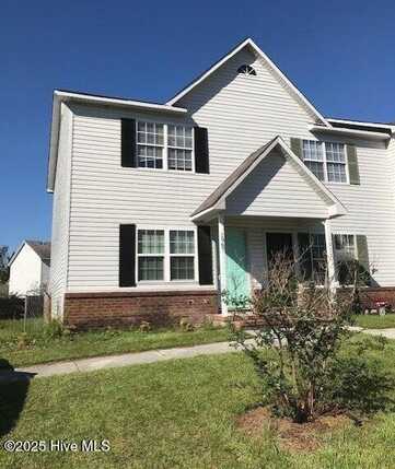 1967 W Brandymill Lane, Jacksonville, NC 28546