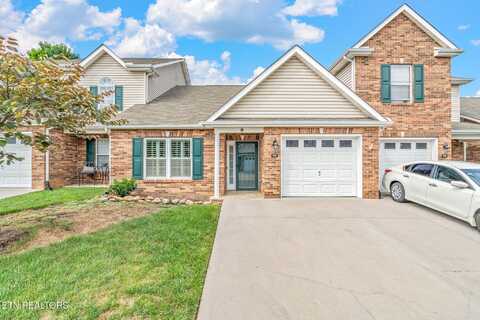 6731 La Christa Way, Knoxville, TN 37921