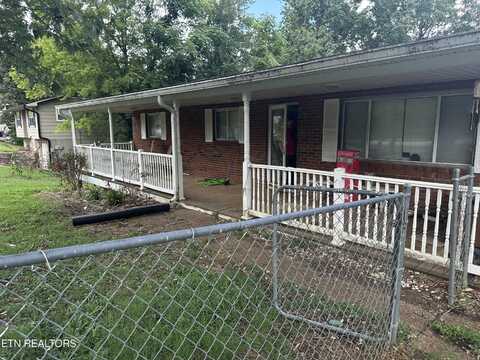 812 W Ridgecrest Drive, Kingston, TN 37763