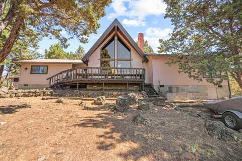 3213 Country Lane, Klamath Falls, OR 97603