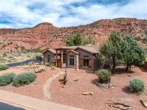 570 E Broken Arrow, Kanab, UT 84741