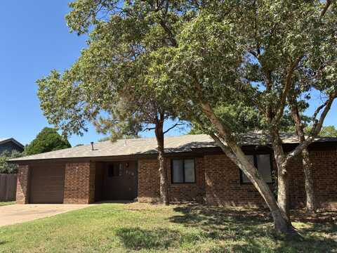 306 E 16th Street, Wolfforth, TX 79382