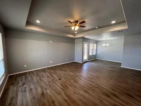 8420 11th Street, Lubbock, TX 79416