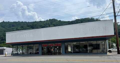 912 South Lake Drive, Prestonsburg, KY 41653