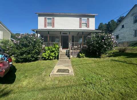 27 Broad Street, Van Lear, KY 41265