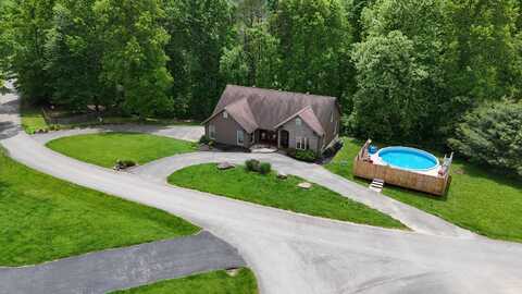 73 Redwood Lane, East Bernstadt, KY 40729