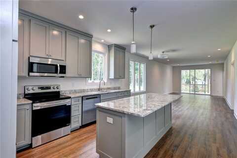 3559 ODI St, West Point, VA 23181