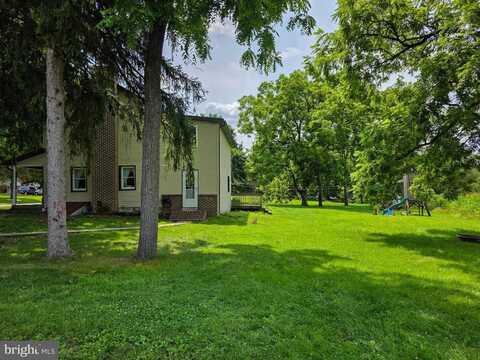1207 PINE RD, CARLISLE, PA 17015