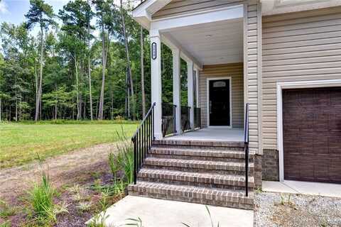 3559 ODI St, West Point, VA 23181