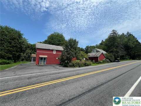 2444 E Scenic Drive, Moore Twp, PA 18014